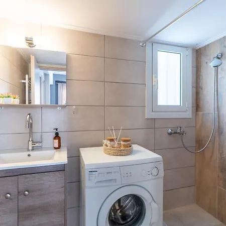 Apartment Pame - 2bd Modern Steps From Pasalimani Piraeus